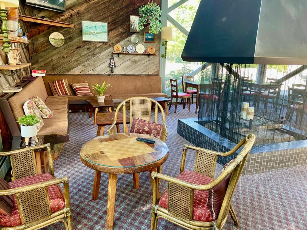 Toll Road Inn Image 12